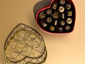 chocolate candy pieces in heart box 8 3D Модель