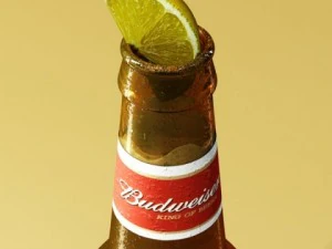 budweiser beer bottle 3D Model