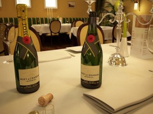 champagne moet chandon bottle Model 3D