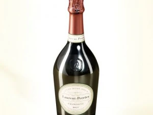 champagne set 2  bottle flute strawberry and wooden ice bucket 3D Model