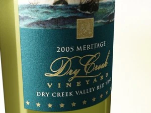 6 butelek wina i 6 kieliszk&oacute;w do wina Model 3D