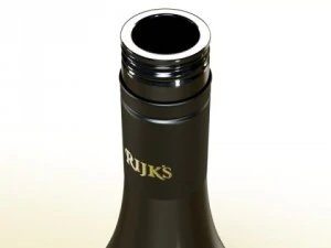 6 butelek wina i 6 kieliszk&oacute;w do wina Model 3D