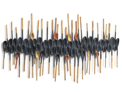 Decorative wooden set with black painted oldest spoons Modelo 3D