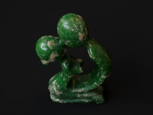 Statuette of a kissing couple 3D Model