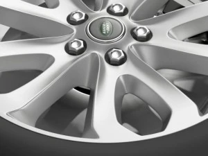 rangerover vogue sdv8 wheel 3D Model