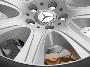 mercedes benz s 600 guard wheel 3D Model