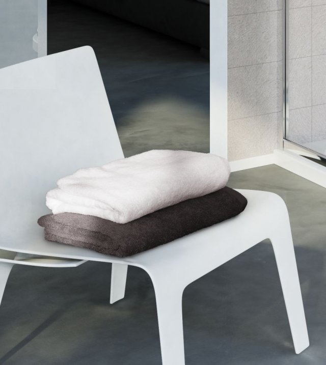 white chair 3D मॉडल .c4d .max .obj .3ds .fbx .stl .blend 