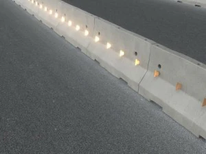road delineators with barrier 3D Model