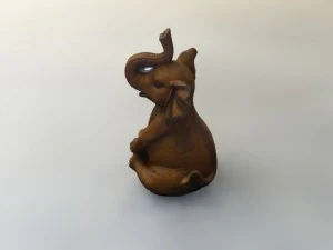 high and low resolution wood elephant statue 3D Model