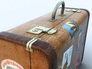 vecchia grande valigia Modello 3D