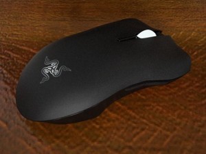 razerlachesismouse Modèle 3D