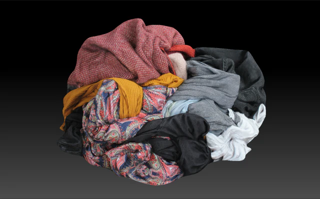 कपड़ों का ढेर 5 3D मॉडल .c4d .max .obj .3ds .fbx .stl .blend 