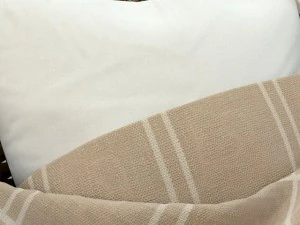 cesta de vime 01 com pano Modelo 3D