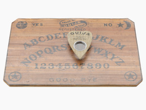 ouija board and planchette 3D Модель