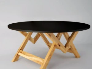 niedriger Tisch zur Präsentation 3D Modell