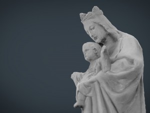 Virgin mary with baby jesus 3D Model