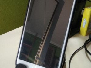 universal phone holder with rear usb storage 3D Print Model