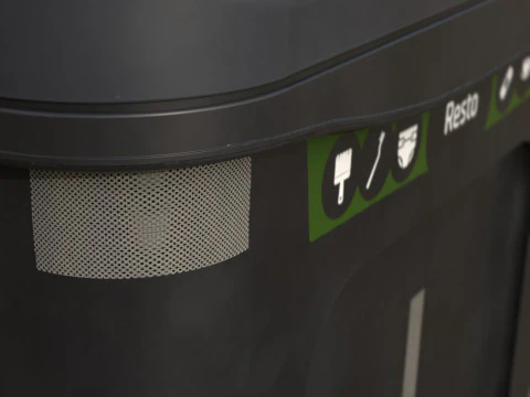 Bidone stradale in stile europeo Contenitore per rifiuti urbani realistico, pronto per il gioco, stampabile in 3D ad alto numero di poligoni Modello 3D