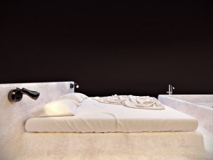 bed with bath Model 3D
