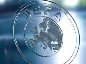 trof&eacute;u uefa 2018 Modelo 3D