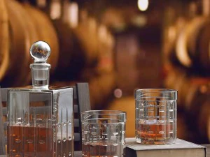 set da whisky Modello 3D