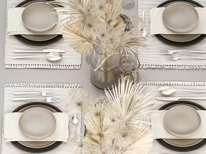 Table setting for 6 persons with a bouquet of dried flowers 3D Model