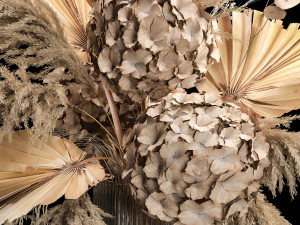 Bouquet Of Dried Flowers In Vase 264 3D Model