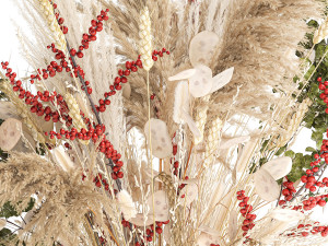 Bouquet of dried flowers vase reed grass branches Red berries 314 Modelo 3D