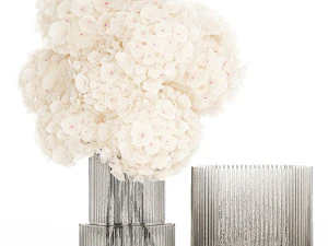 Buket bunga putih yang khusyuk dalam vas dengan hydrangea 369 Model 3D