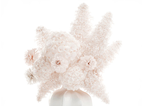 Beautiful Small Bouquet White Flowers Hydrangea vase decor 3D Model