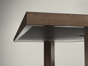 table 3Dモデル