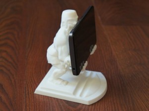 Barbarian smartphone holder 3d print model 3D Принт Модель