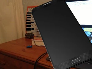 celular gal&aacute;xia s4 Modelo 3D