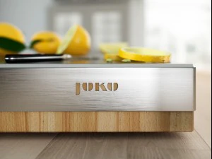 lemons on chopping board 3D Model