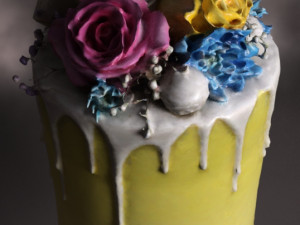 Yellow Cake Modelo 3D