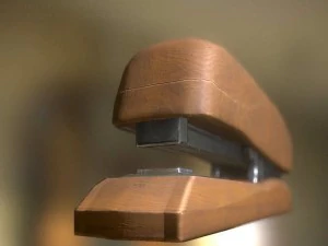 스테이플러 조작 및 애니메이션 목재 버전 3D 모델