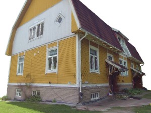 yellow house with mansard roof - photoscanned 3D मॉडल