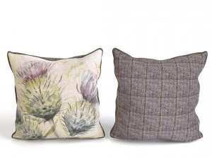 almofada de viagem travesseiro com flores Modelo 3D