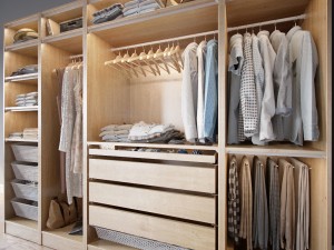 wardrobe with clothes 3D Model