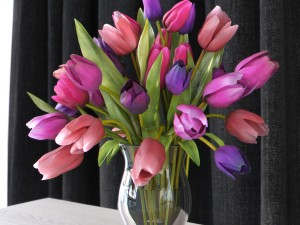 flowers in vase Modello 3D