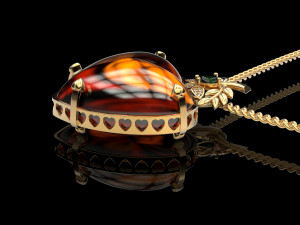 amber heart pendant Modelo de Impressão 3D