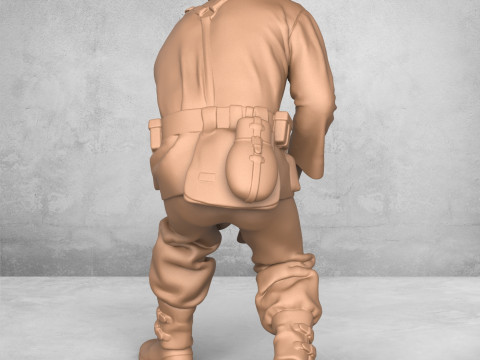 Army Soldier Digging Land 3D Print Model