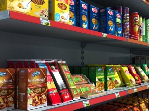 supermarket shelves pack 3Dモデル