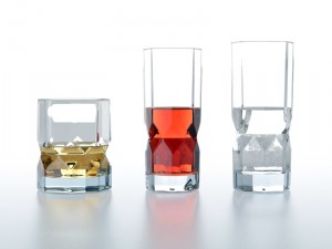 3 glasses with drinks 3D Model