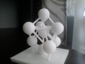 the figure on the table Model Cetak 3D