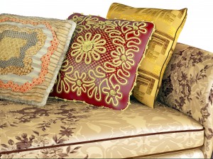 royal sofa with pillows 3D मॉडल