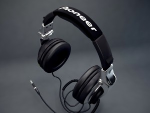 pioneer hdj-2000 dj headphones Model 3D