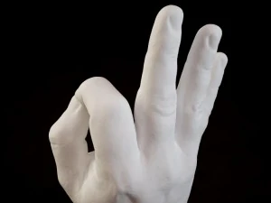 m&atilde;o ok Modelo 3D