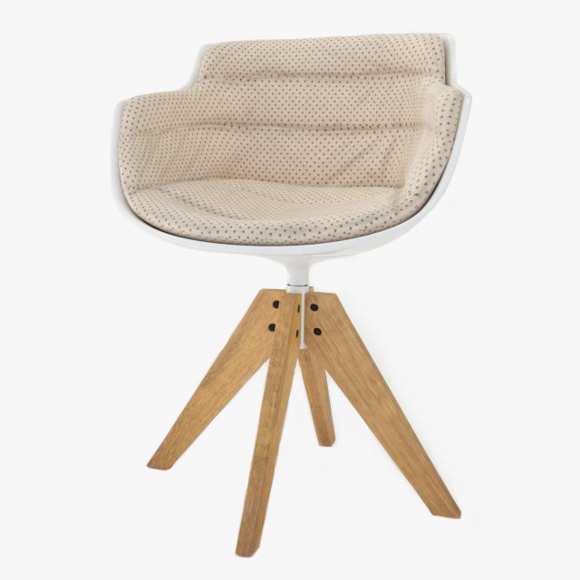 white armchair Modelo 3D .c4d .max .obj .3ds .fbx .stl .blend 