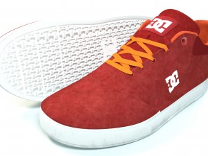 realisitc dc shoes crisis - orange-red 3D 모델